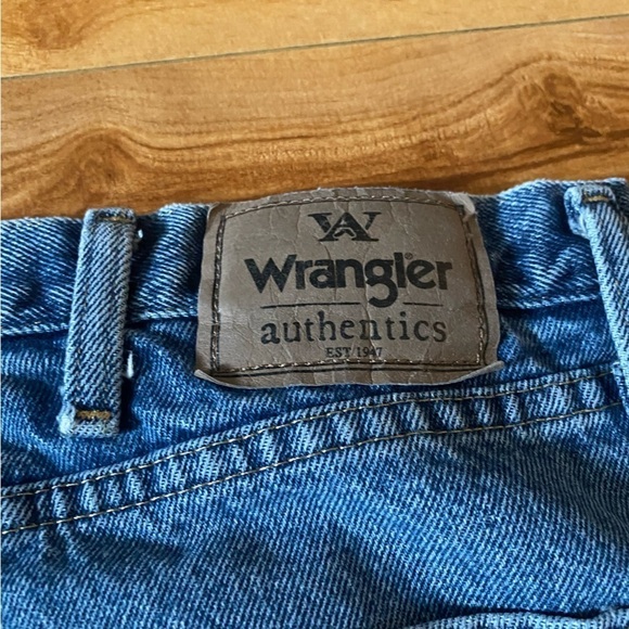 Wrangler Men’s Distress Denim Jeans Size 40 - Picture 4 of 12